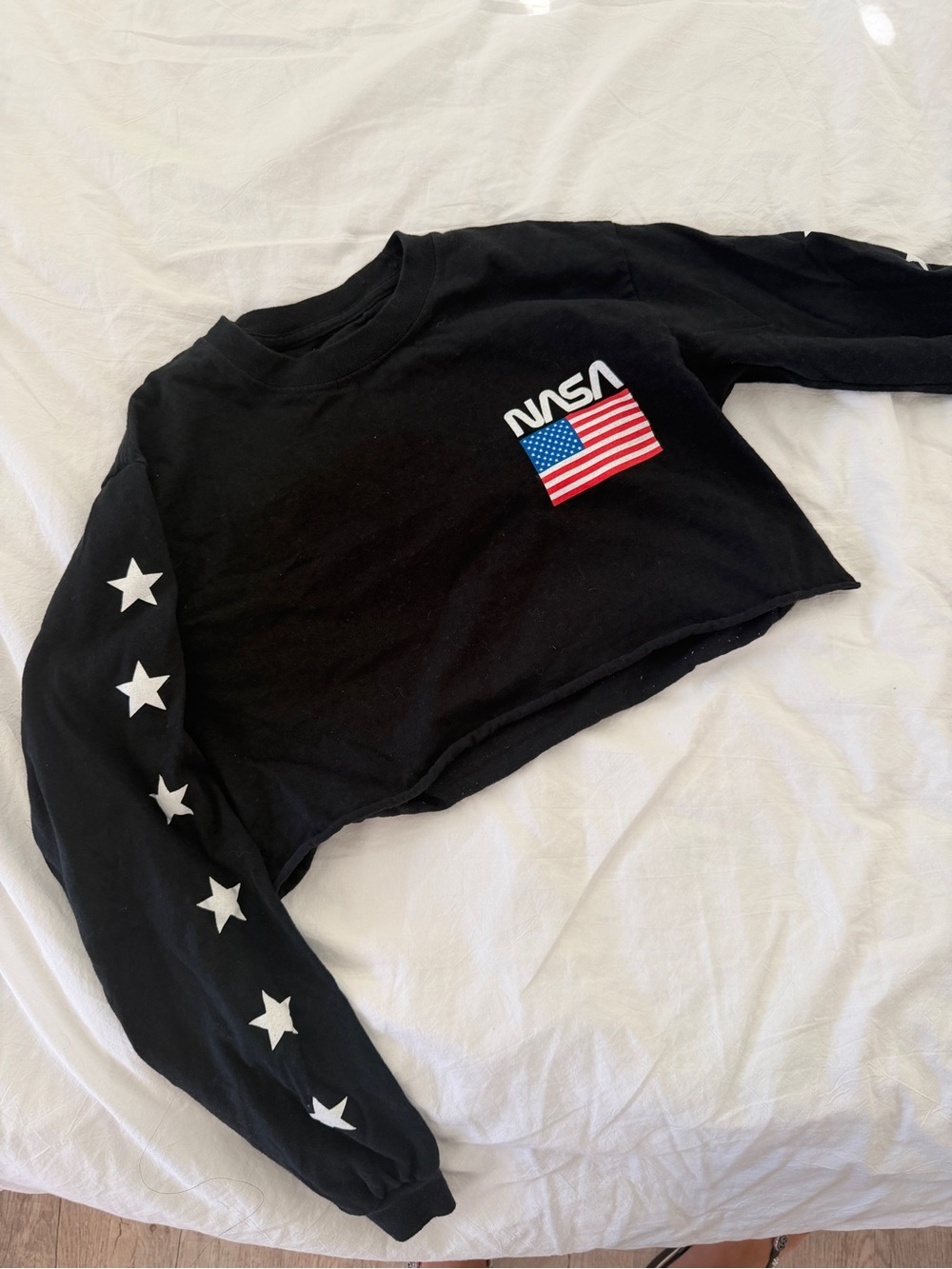 NASA Black Cropped Long-Sleeve Kids Top with Flag and Star Sleeve